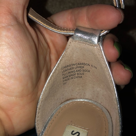 Steve Madden Carson Block Heel - Picture 4 of 4